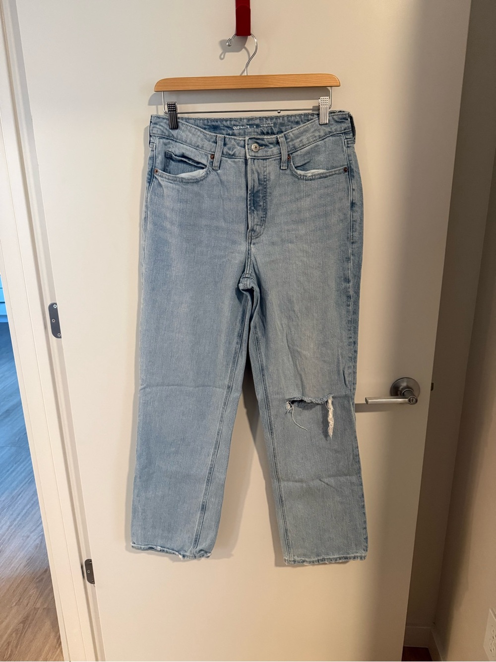 Old Navy Light Blue Straight Jeans with Knee Rip